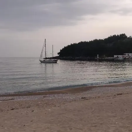 Apartment Jasemin Himare